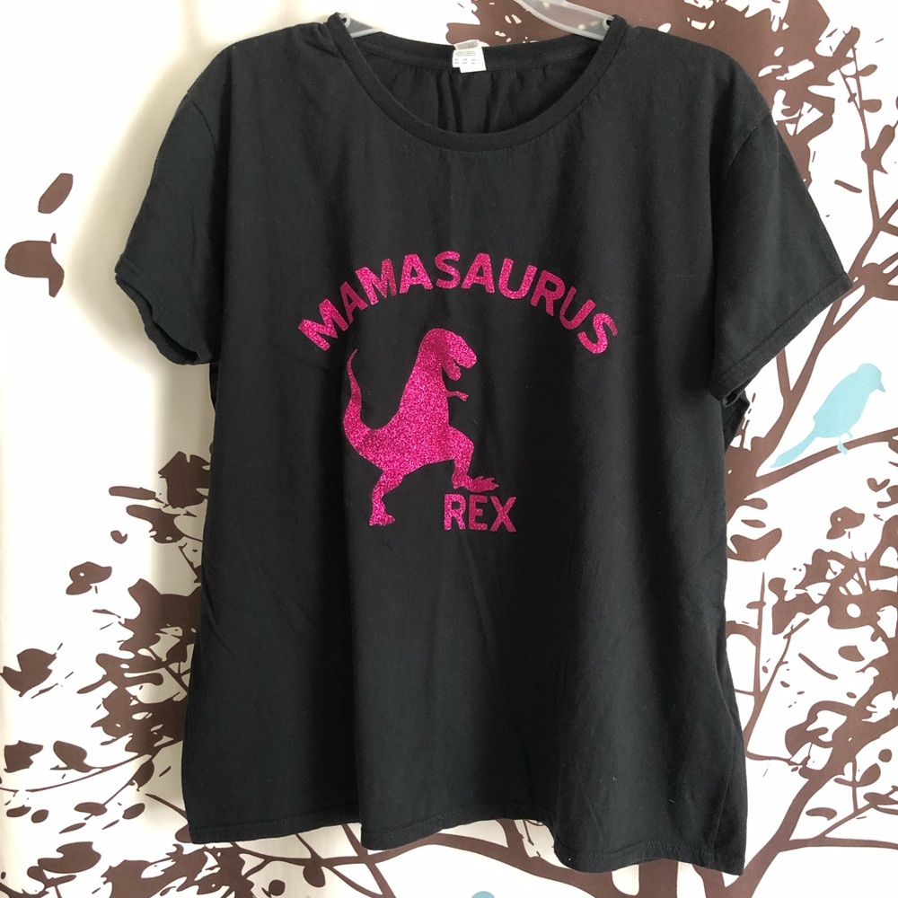 MamaSaurus Rex tee
